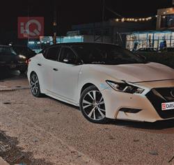 Nissan Maxima